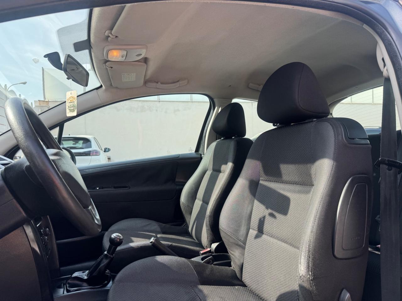 Peugeot 207 1.4 BENZINA 75CV 2011