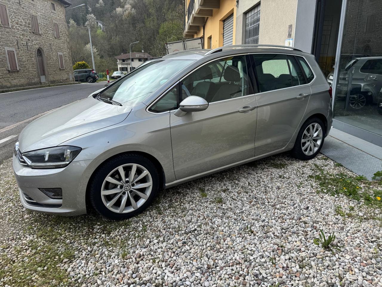 Volkswagen Golf Sportsvan Golf 1.6 TDI 110 CV 5p. Highline BlueMotion Technology