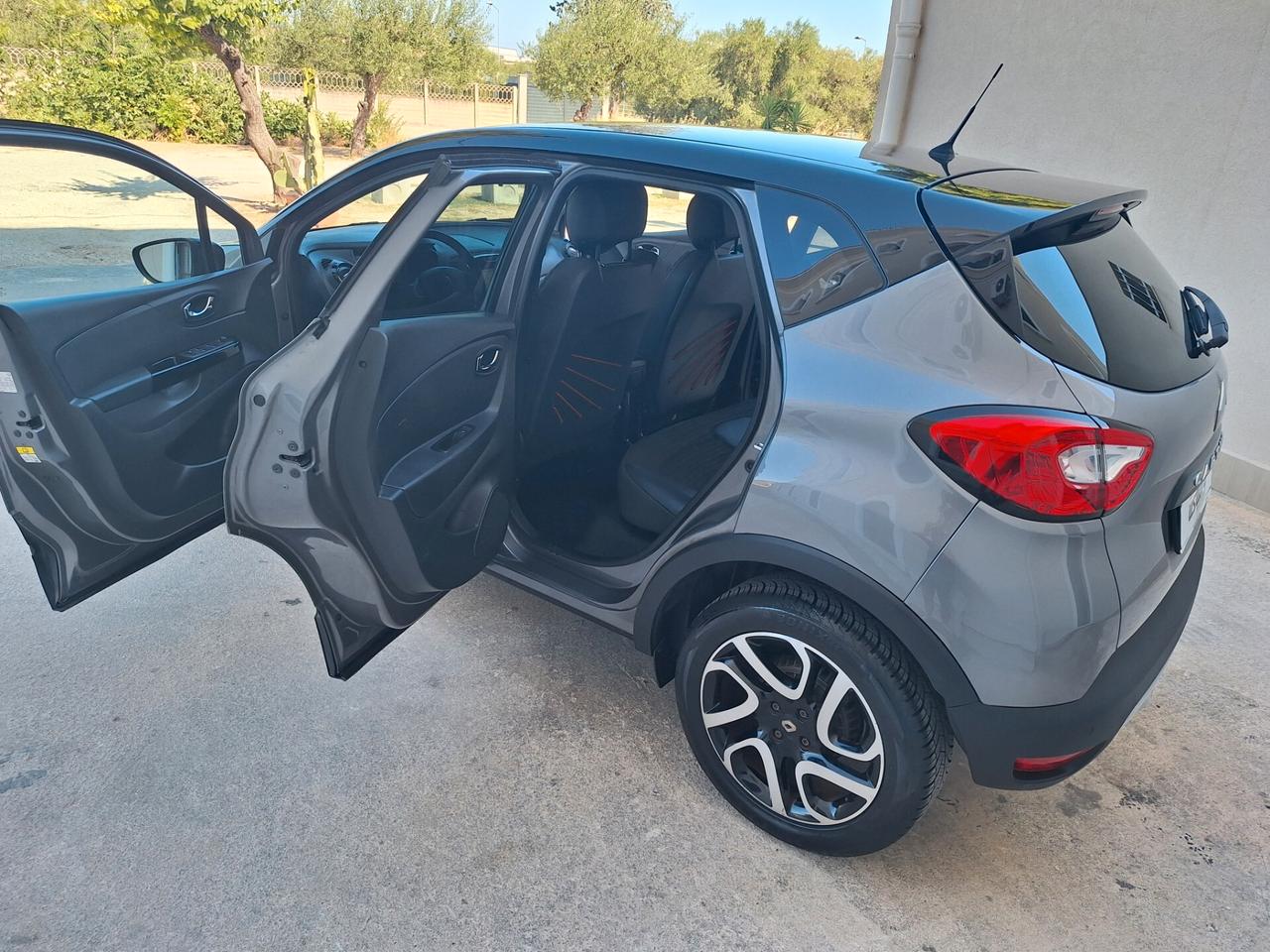 Renault Captur 1.5 DCI Hypnotic PELLE NAVI 2017