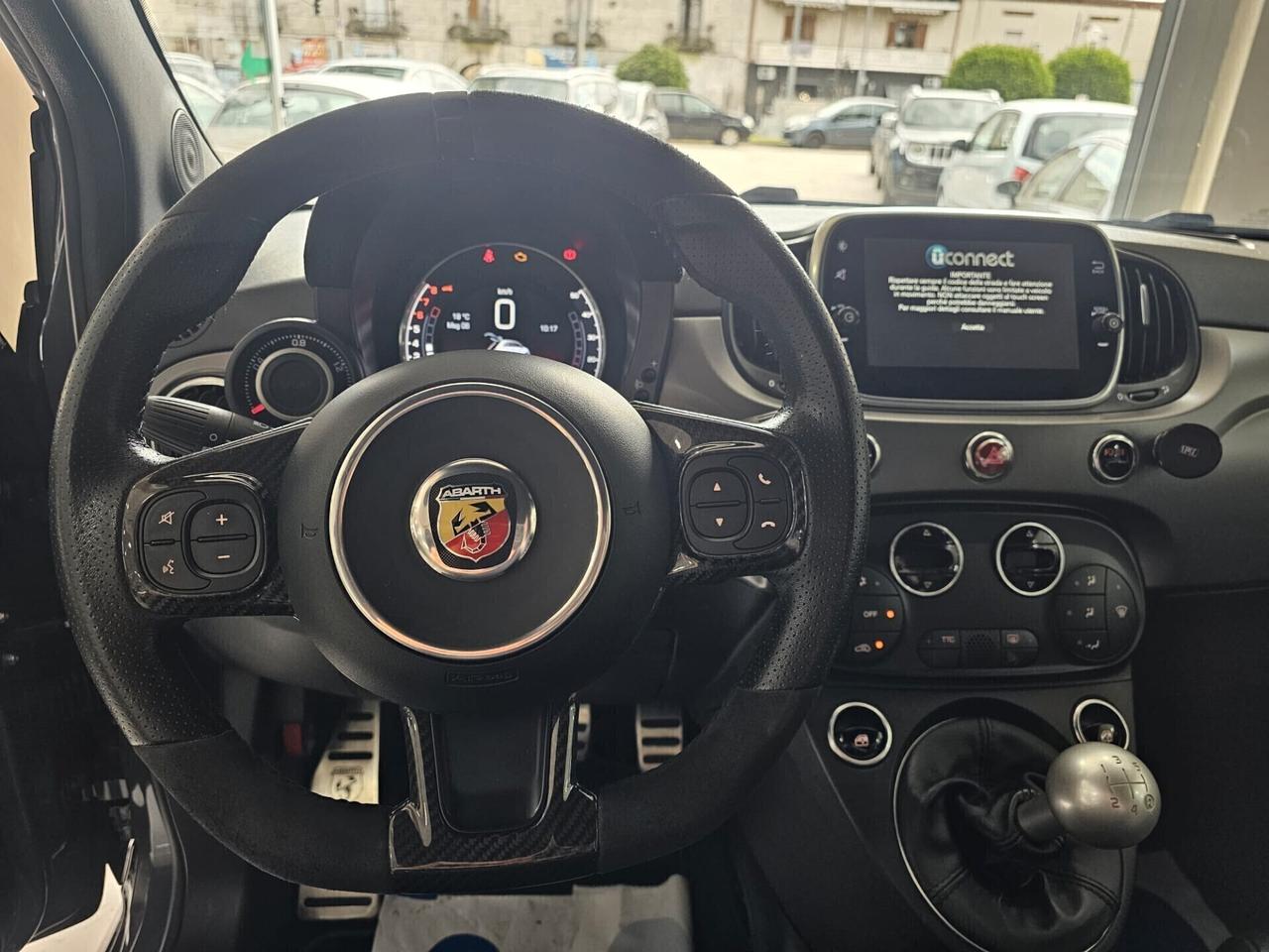 Abarth 695 1.4 Turbo T-Jet XSR Yamaha Limited Edition 532/695
