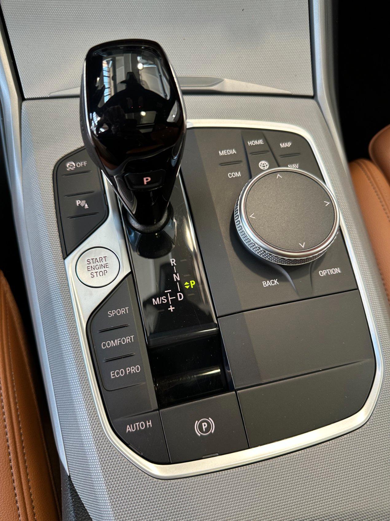 BMW 320 d Touring mhev 48V Business Advantage-18"-Tetto-Camera-ACC-IVA