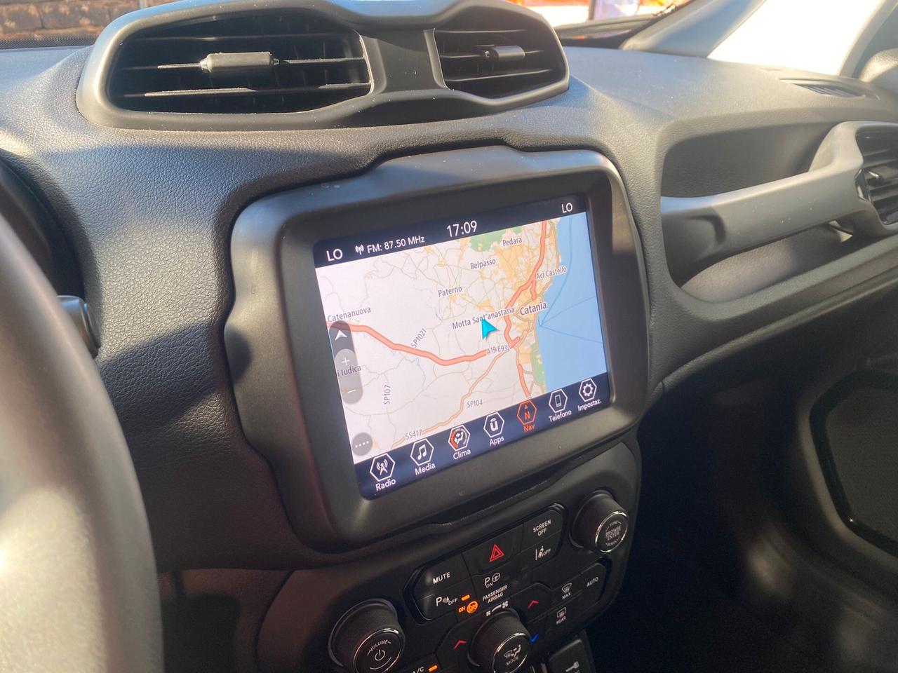 Jeep Renegade 1.3 T4 DDCT 150cv allestimento S total black