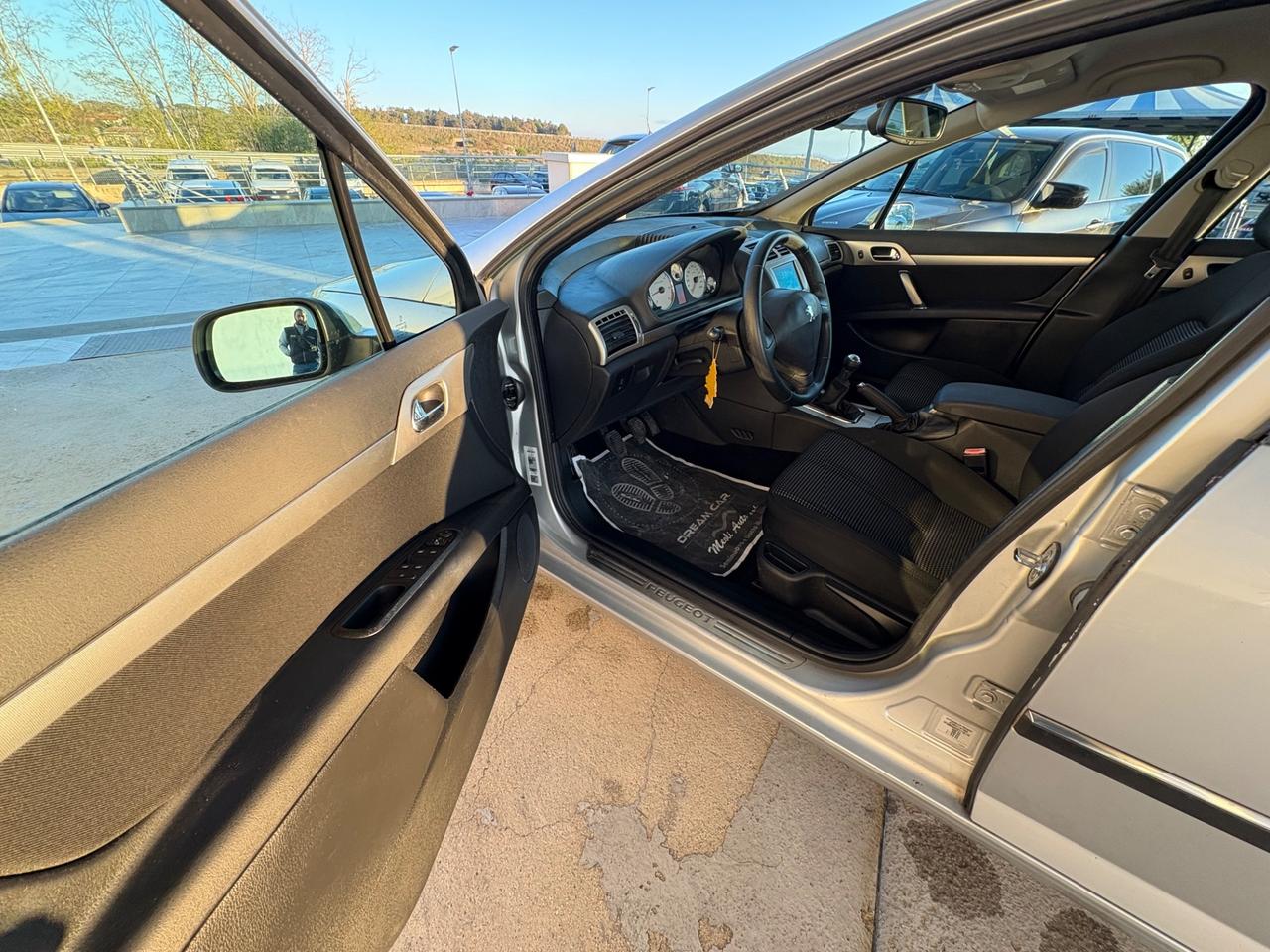 Peugeot 407 1.6 HDi Premium 124000km!