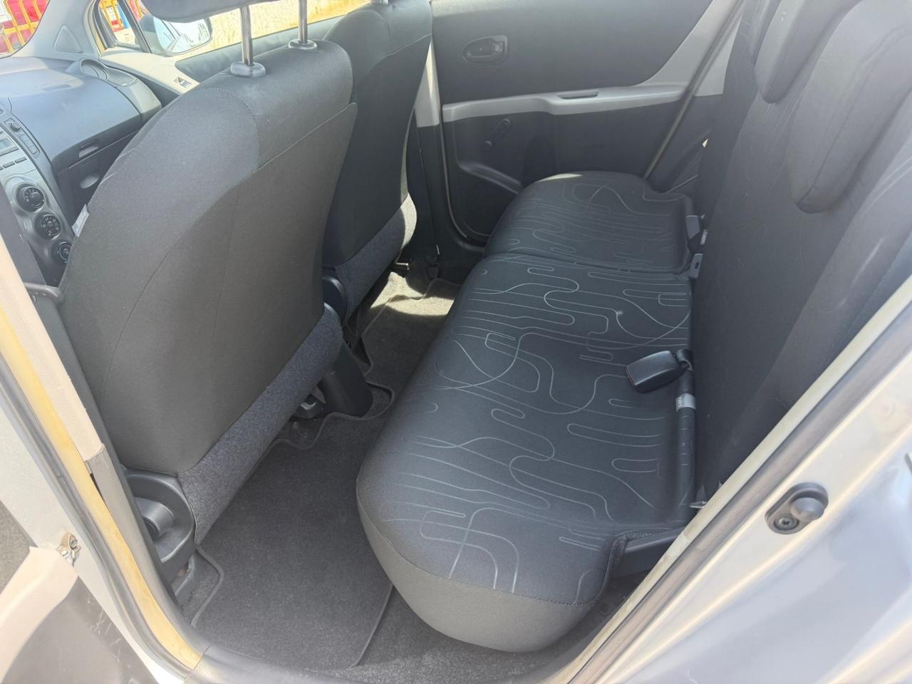 Toyota Yaris 1.0 5 porte Now GPL