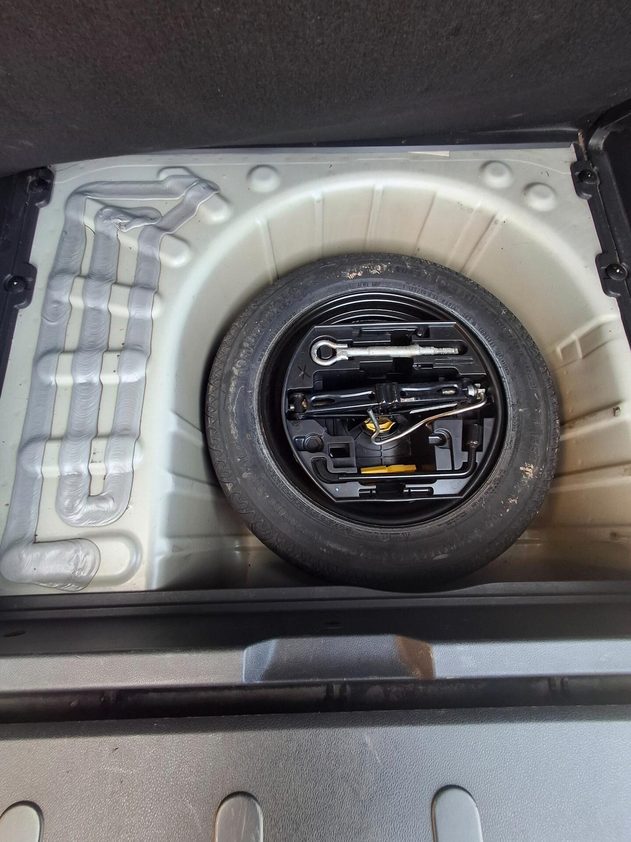Peugeot 3008 1.6 HDi 112CV Tecno