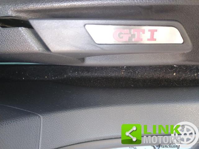 VOLKSWAGEN Golf 2.0 TSI 5p. GTI 5P 210CV