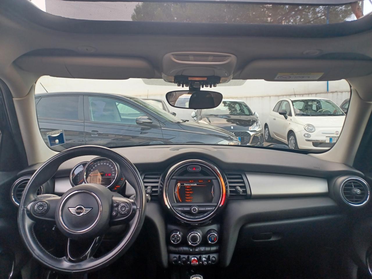 Mini 1.2 Benzina 5 porte Tetto PDC 2015