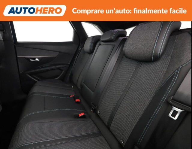 PEUGEOT 3008 Hybrid 225 e-EAT8 Allure Pack