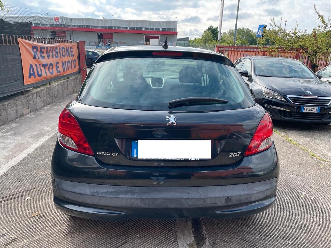 Peugeot 207 4 posti autocarro