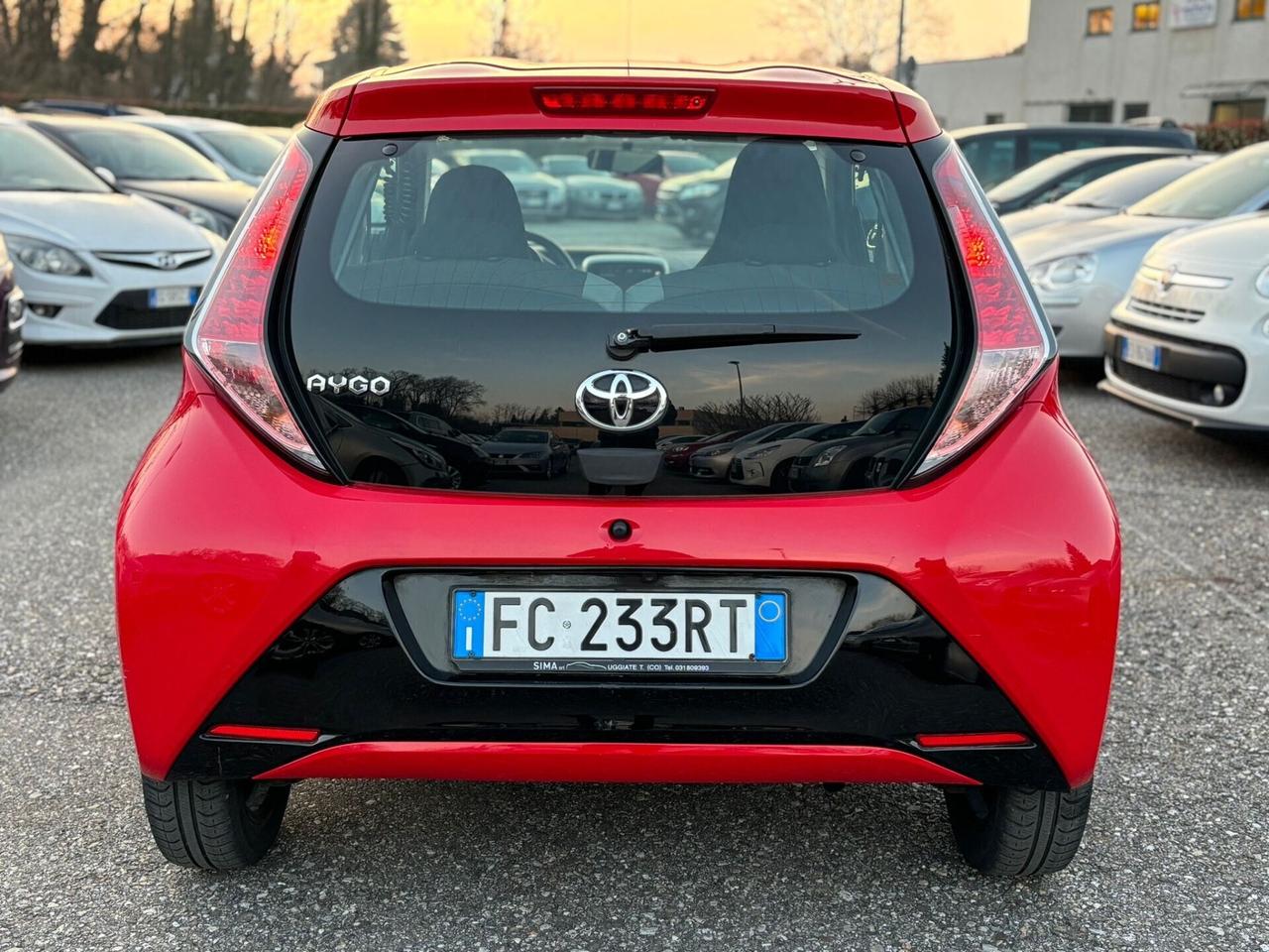 Toyota Aygo 1.0 VVT-i 69 CV 5 porte x-cool *Automatik*Neopatentati*