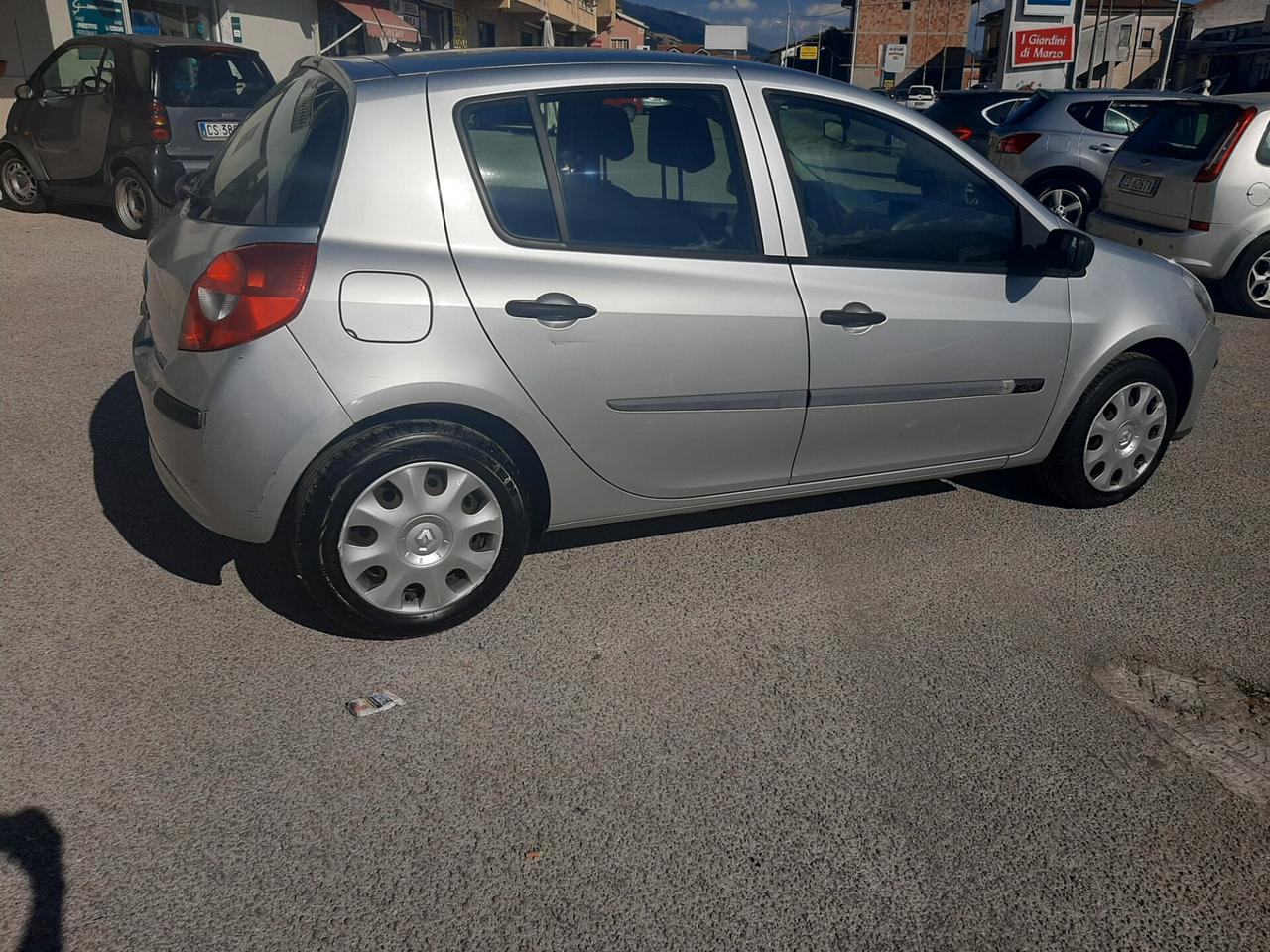 Renault Clio 1.5 dCi 70CV 5 porte Dynamique garanzia