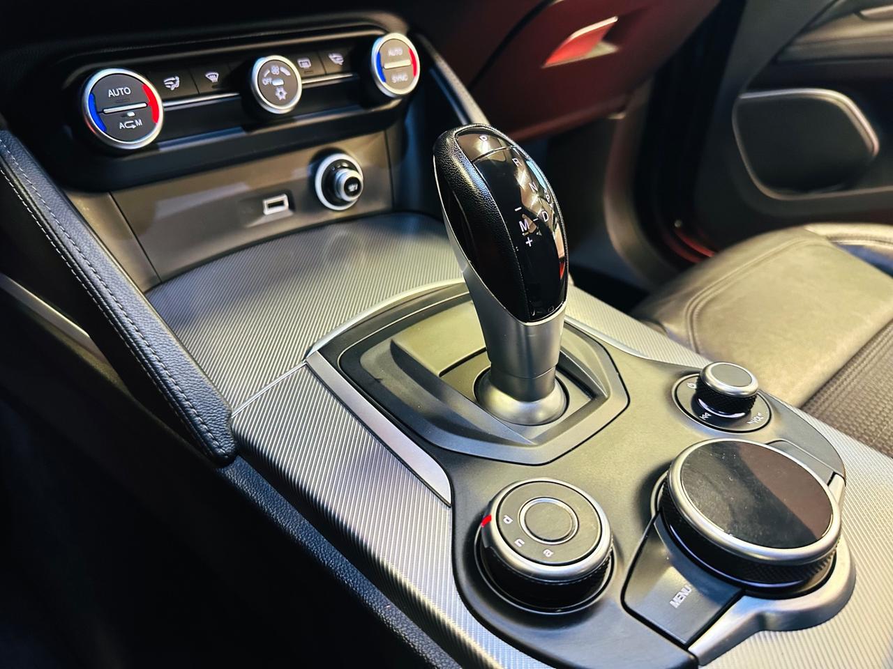 Alfa Stelvio 2.2d 210 CV AT8 Q4 Veloce