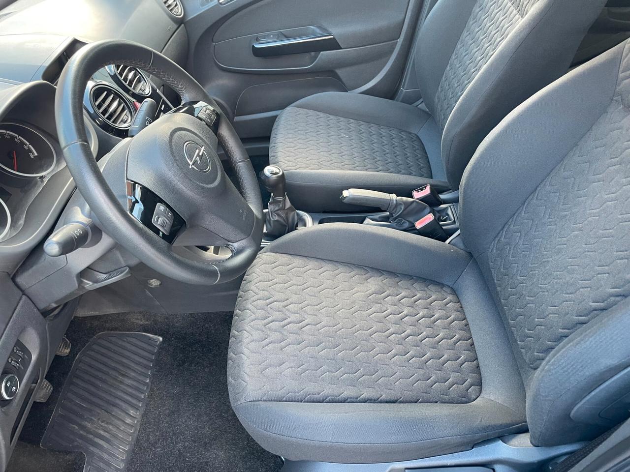 Opel Corsa 1.2 5 porte Sport IDONEA NEOPATENTATI