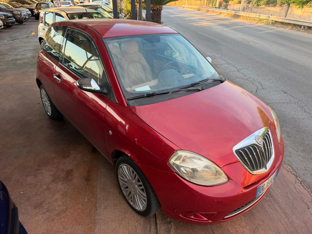 Lancia Ypsilon 1.3 MJT 75 CV Oro Bianco
