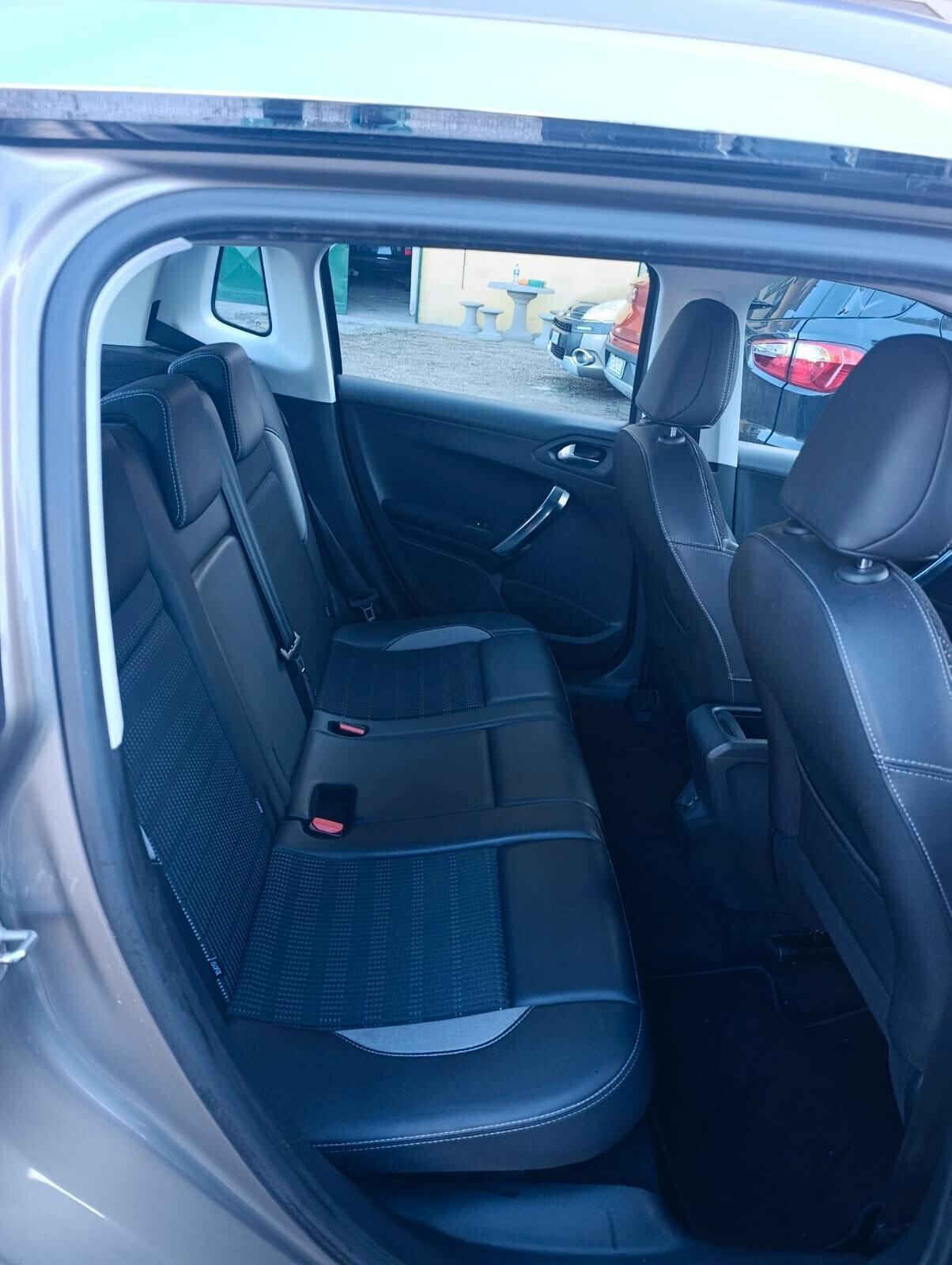 Peugeot 2008 1.6 e-HDi 100 Black Matt 2015