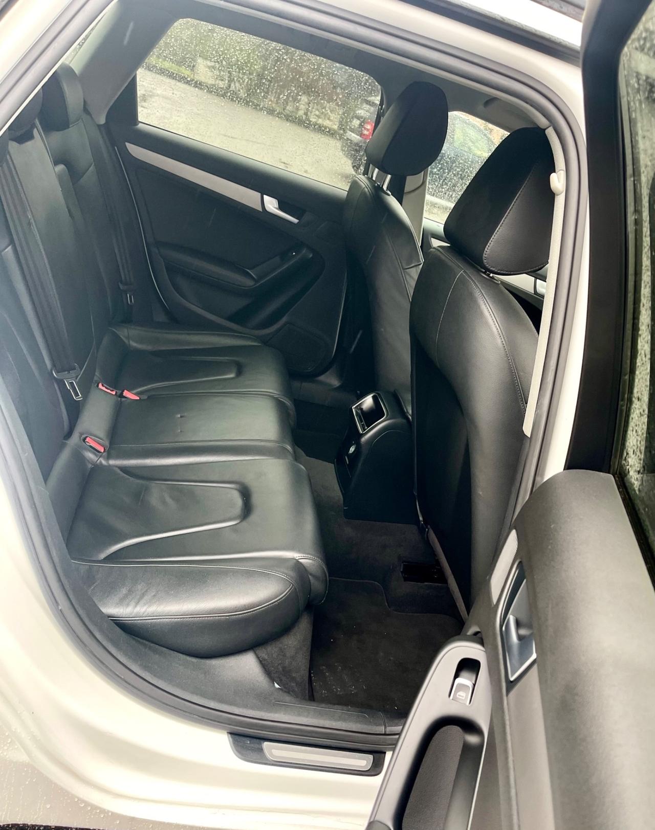 Audi A4 2.0 TDI 177 CV mult. Ambiente