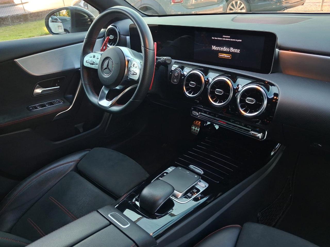 Mercedes A 180 D Premium 7G-DCT pacchetto Night
