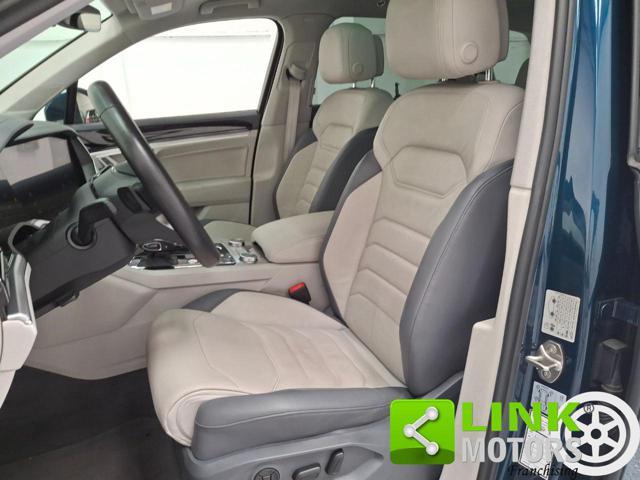 VOLKSWAGEN Touareg 3.0 V6 TDI SCR Elegance GARANZIA INCLUSA