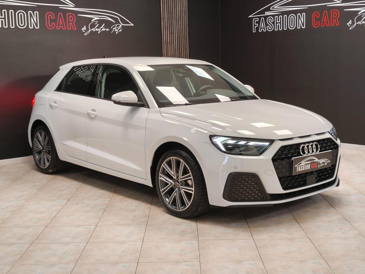 Audi A1 SPB 30 TFSI Identity Black