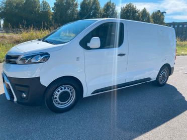 Toyota Proace Proace Verso 1.6D L0 S Comfort IVA