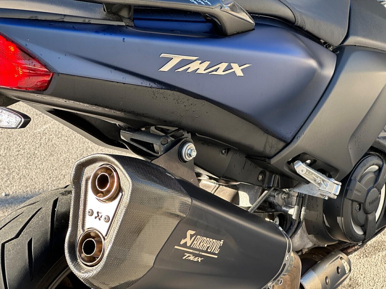 Yamaha T-Max 530 SX - AKRAPOVIC T-MAX