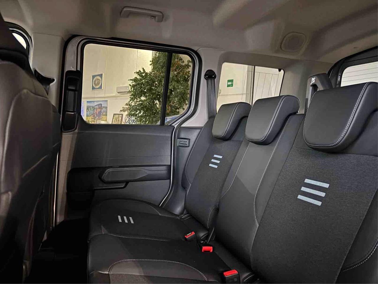 Ford Tourneo Courier 1.0 EcoBoost Active