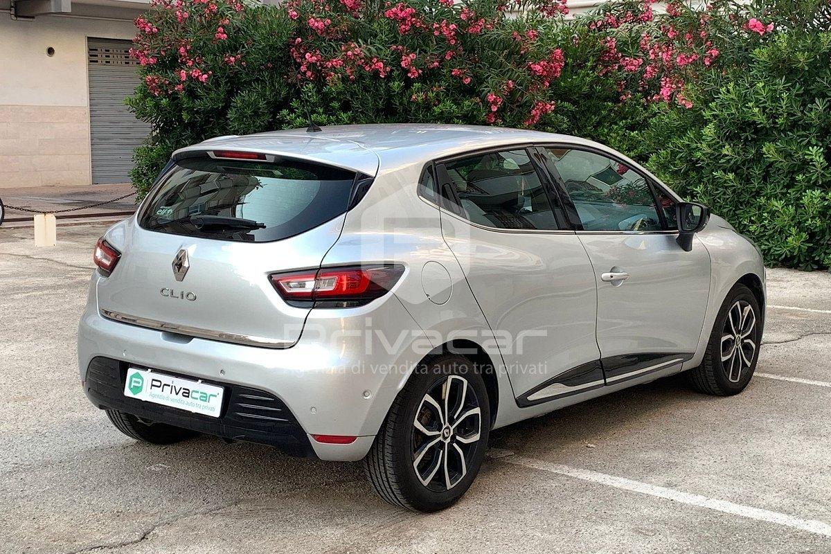 RENAULT Clio TCe 12V 90 CV 5 porte Moschino Intens