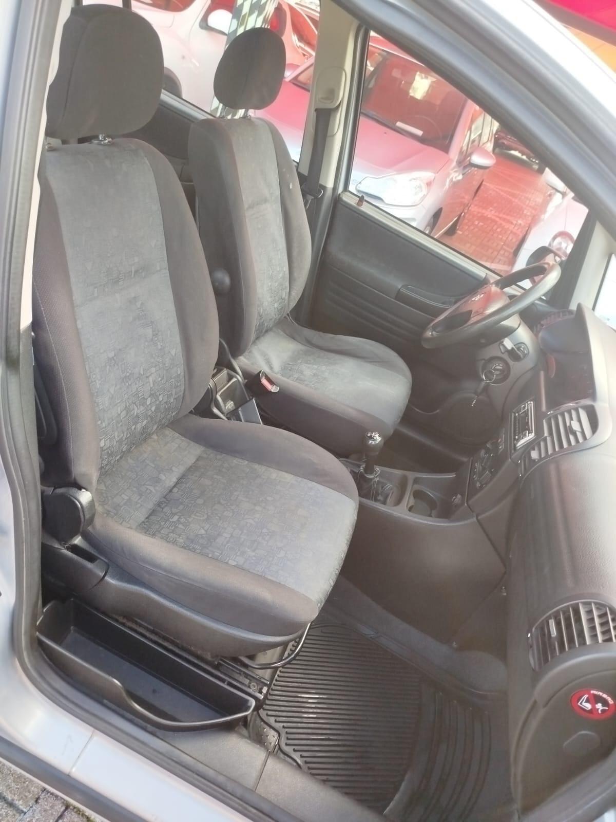 Opel Zafira 1.6 16V cat Eco M Elegance