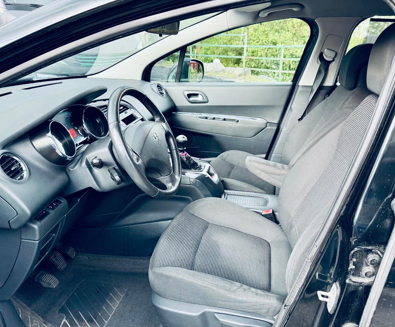 Peugeot 5008 2.0 HDi 150CV Business 7 Posti