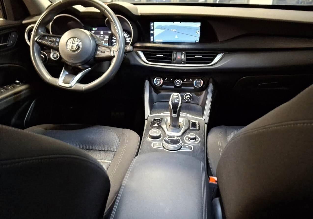 Alfa Romeo Stelvio 2.2 Turbodiesel 190 CV AT8 Q4 Business