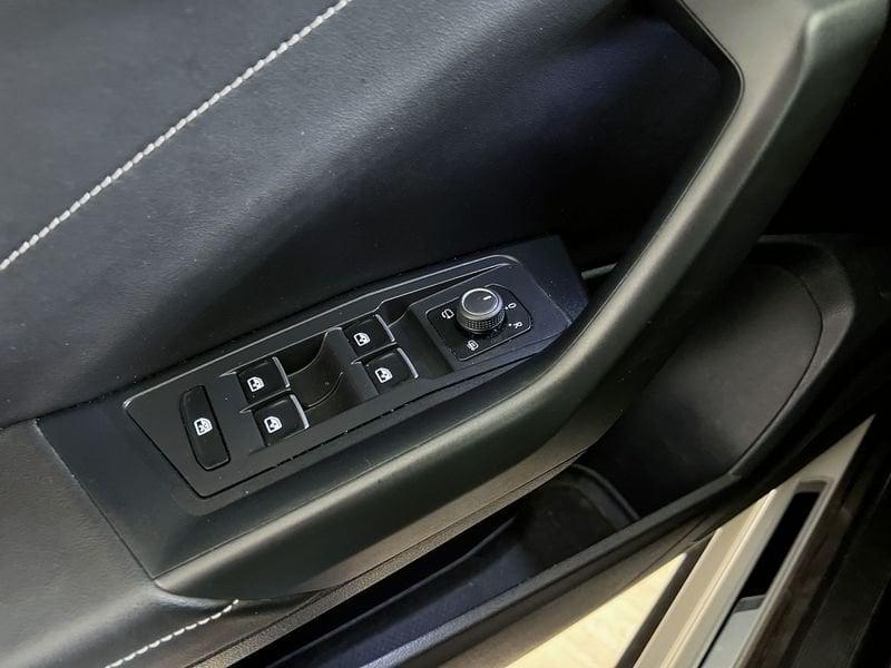 Volkswagen T-Roc T-Roc 1.5 TSI ACT DSG R-Line