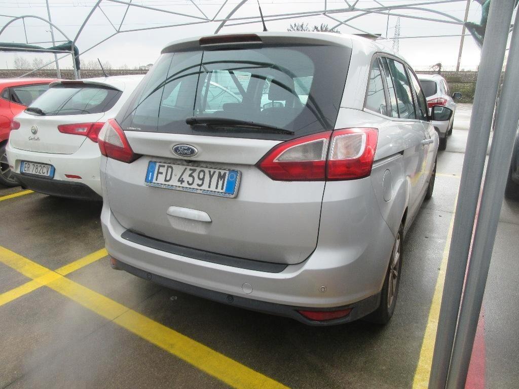Ford C-Max7 1.5 TDCi 120CV Titanium 7 Posti