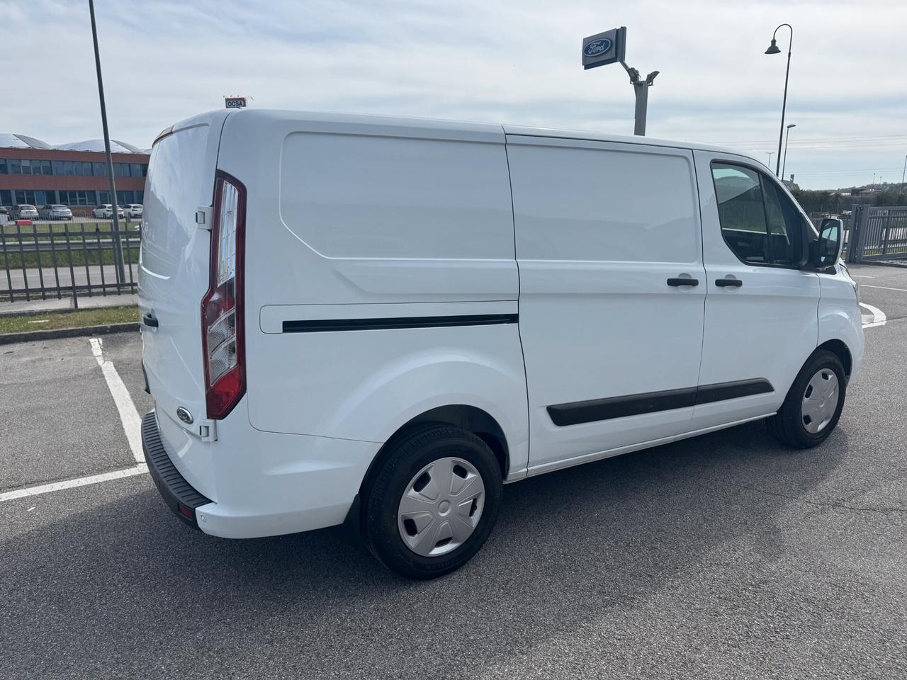 Ford Transit Custom Van 2.0TDCi1 30CV L1 H1 Manuale