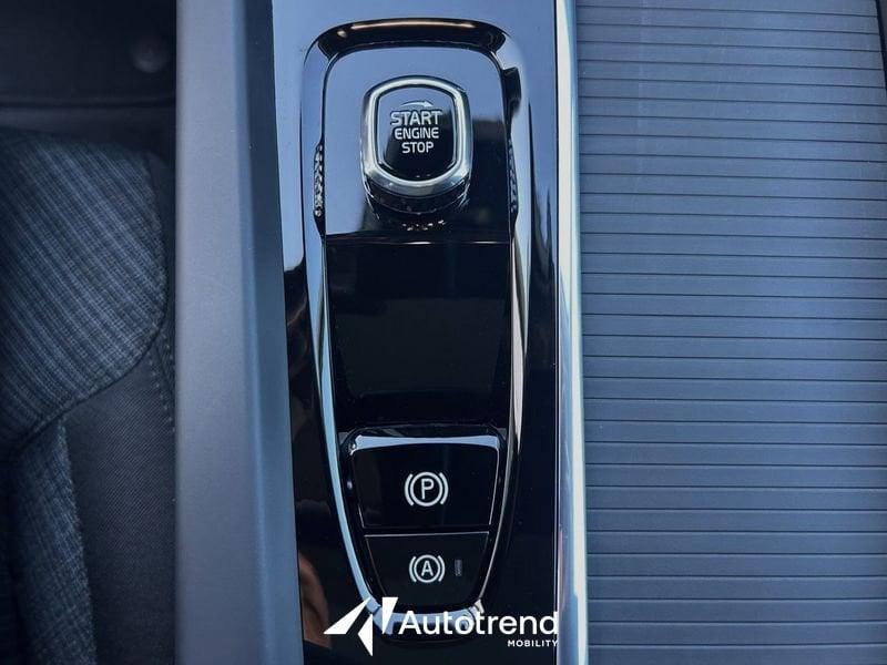 Volvo XC60 T6 Recharge Plug-in Hybrid 253+145 CV AWD Automatico Core