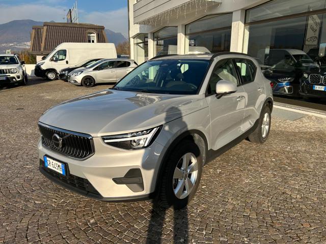 VOLVO XC40 B3 automatico Essential