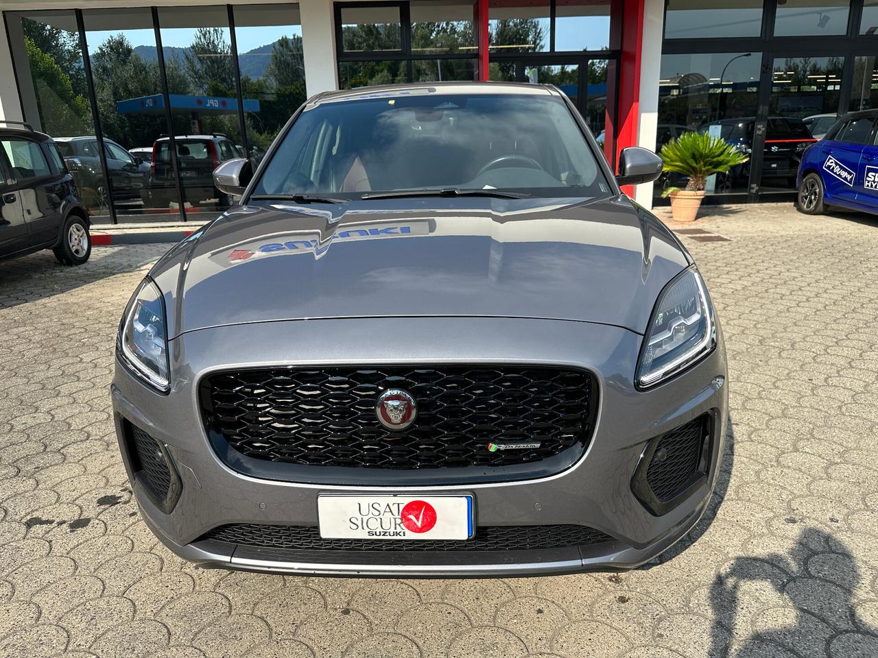 Jaguar E-Pace 2.0D I4 204 CV AWD Auto R-Dynamic Black
