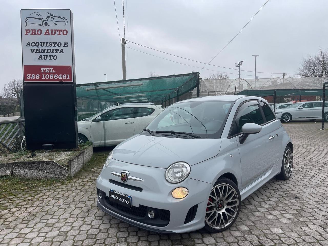 Abarth 500 1.4 Turbo T-Jet Custom