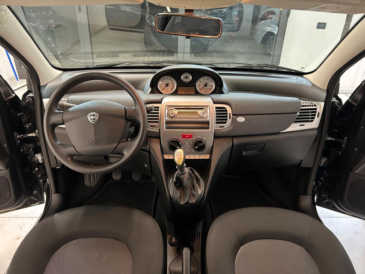 Lancia Ypsilon 1.2 benzina 51kw 2011