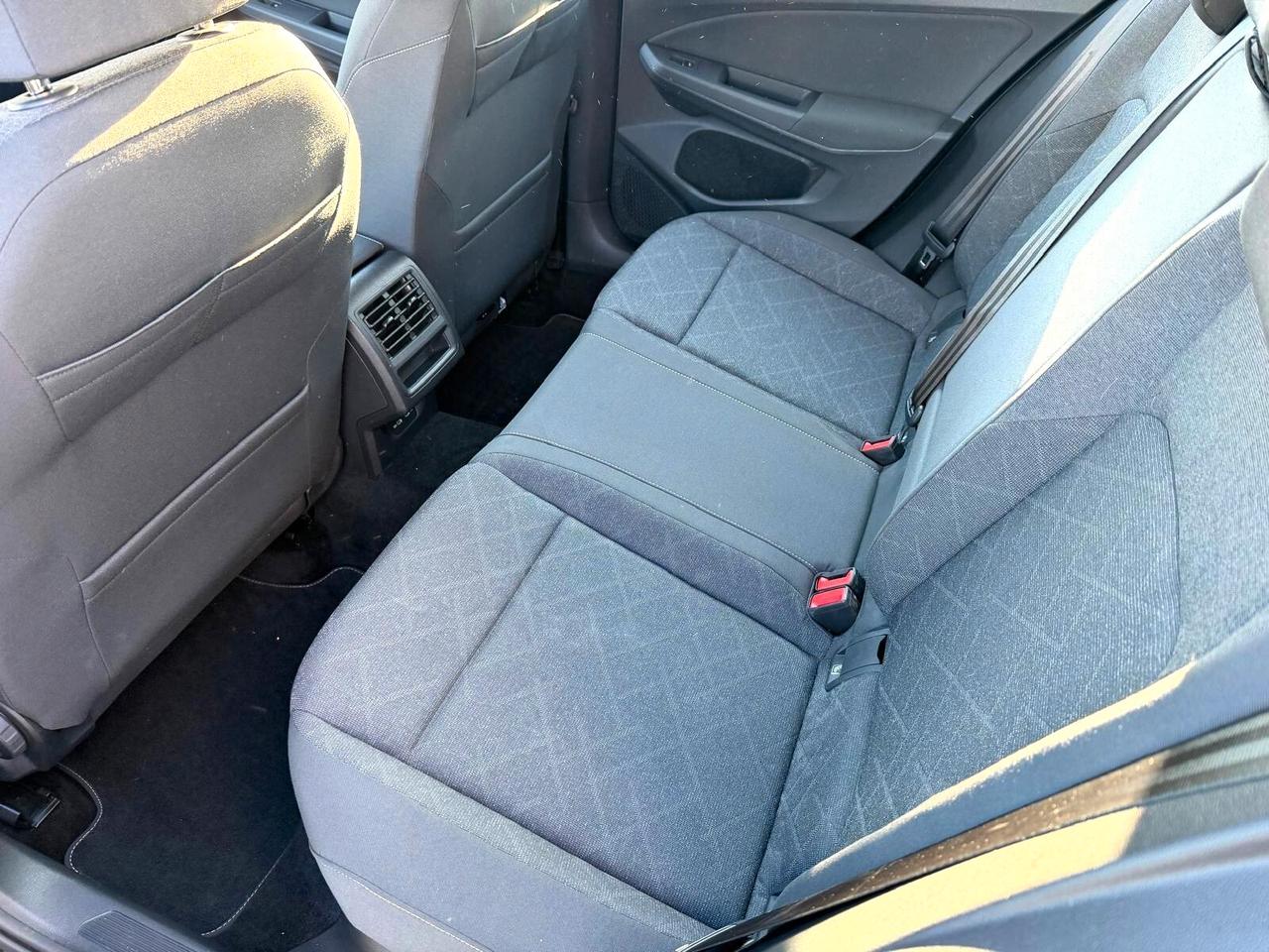Volkswagen Golf 1.0 eTSI EVO DSG Life