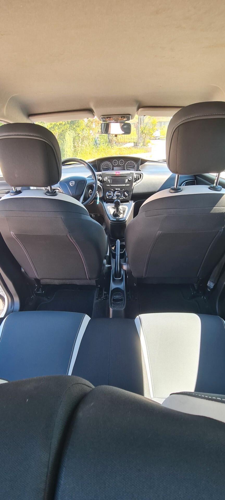 Lancia Ypsilon 1.3 MJT 16V 95 CV 5 porte 58.000 km