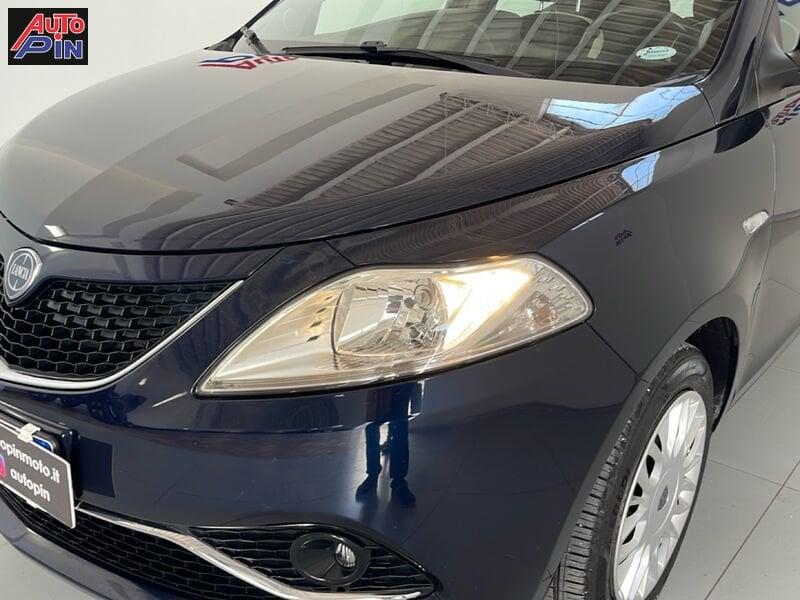 Lancia Ypsilon 1.2 69cv Gold