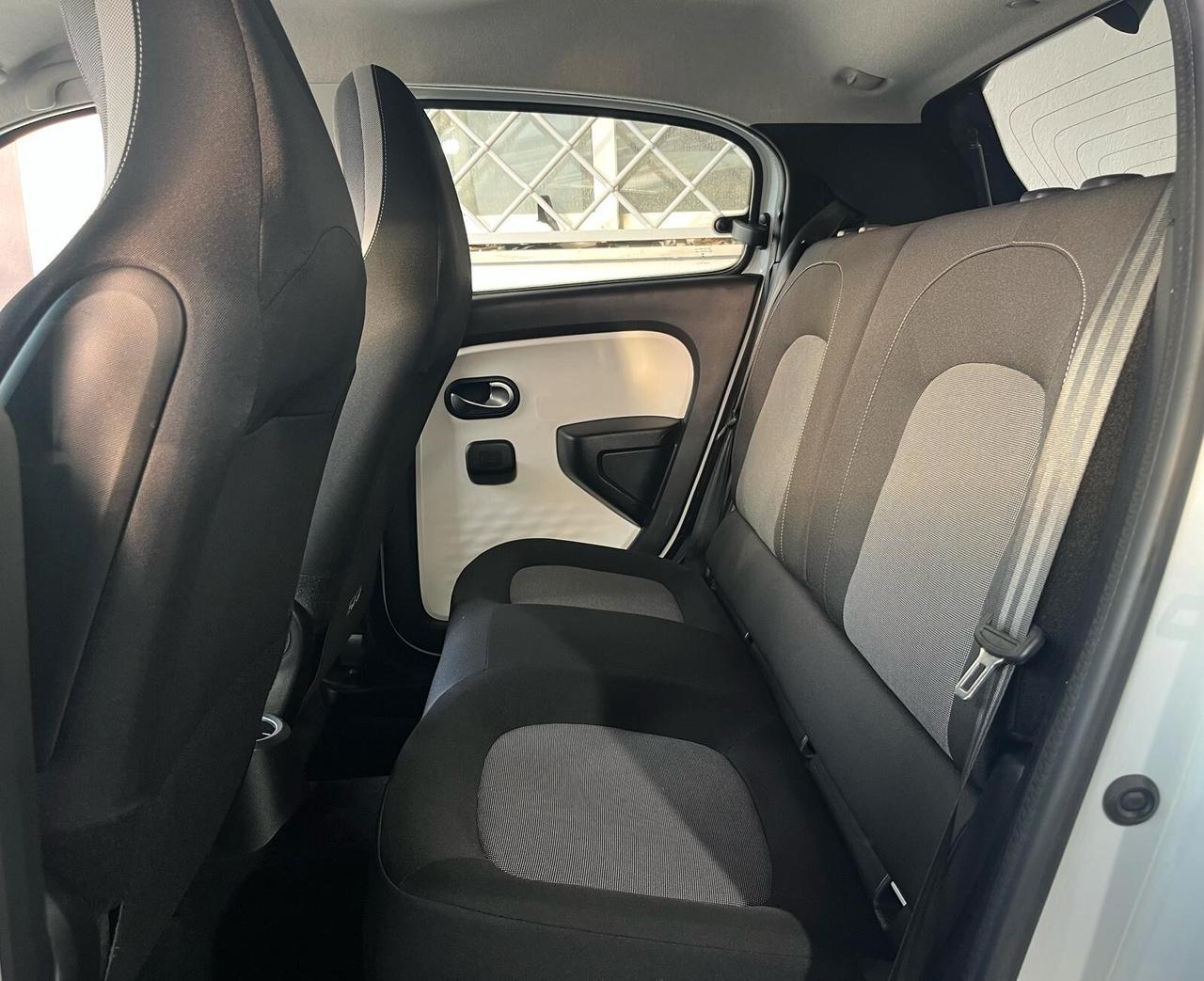 Renault Twingo SCe EDC Intens