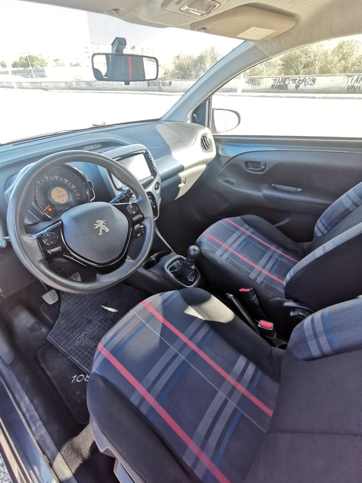 Peugeot 108 VTi 68 5 porte Allure CARPLAY