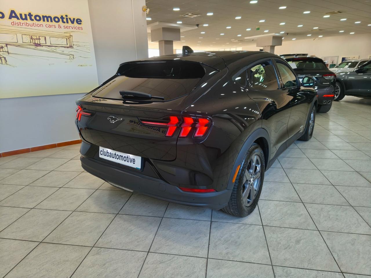 Ford Mustang Mach-E Elettrico Standard 269CV