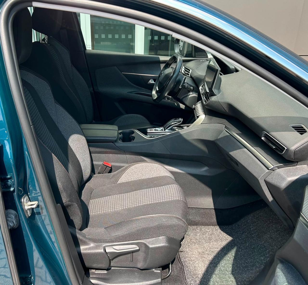 Peugeot 5008 BlueHDi 130 S&S EAT8 Allure