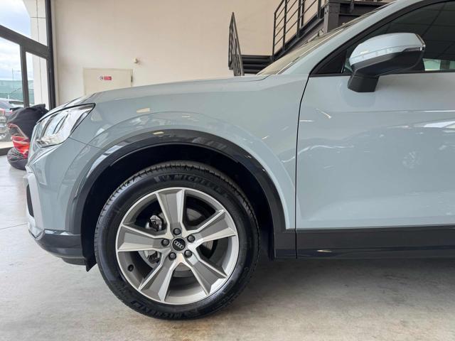 AUDI Q2 30 TDI S line Interiors