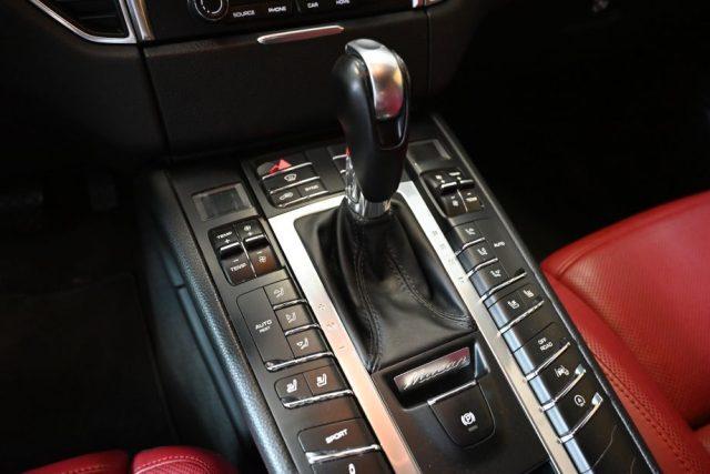 PORSCHE Macan 3.0d S PDK PASM+MBK1 NAVI RADAR18VIE SED.VENT/RISC