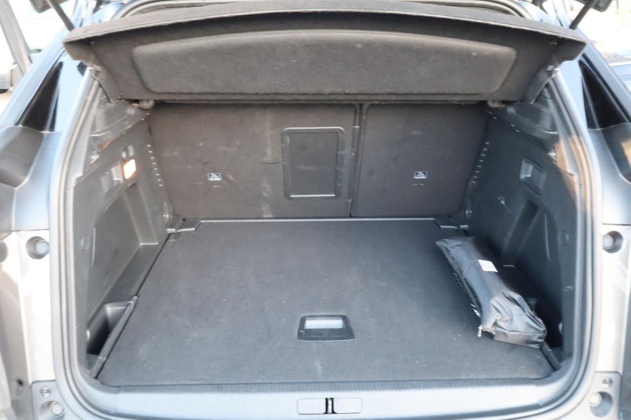 PEUGEOT 3008 1.2cc PURETECH 130cv S&S GT