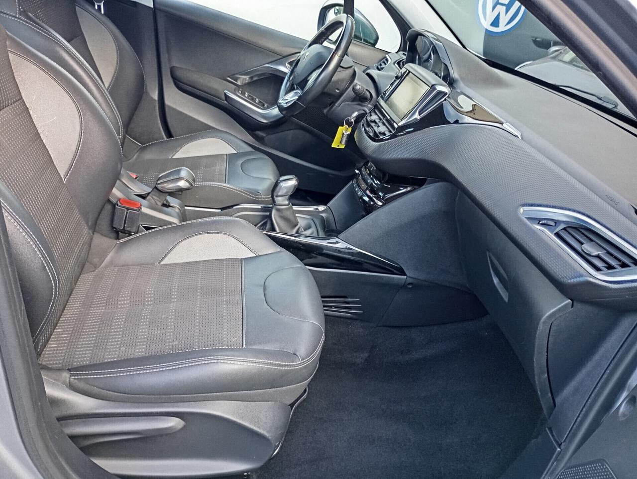 Peugeot 2008 1.2 PureTech Turbo 110CV Allure