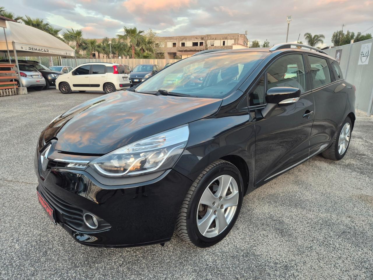 Renault CLIO Sporter 1.5 dCi 75CV FULL NUOVA 2015